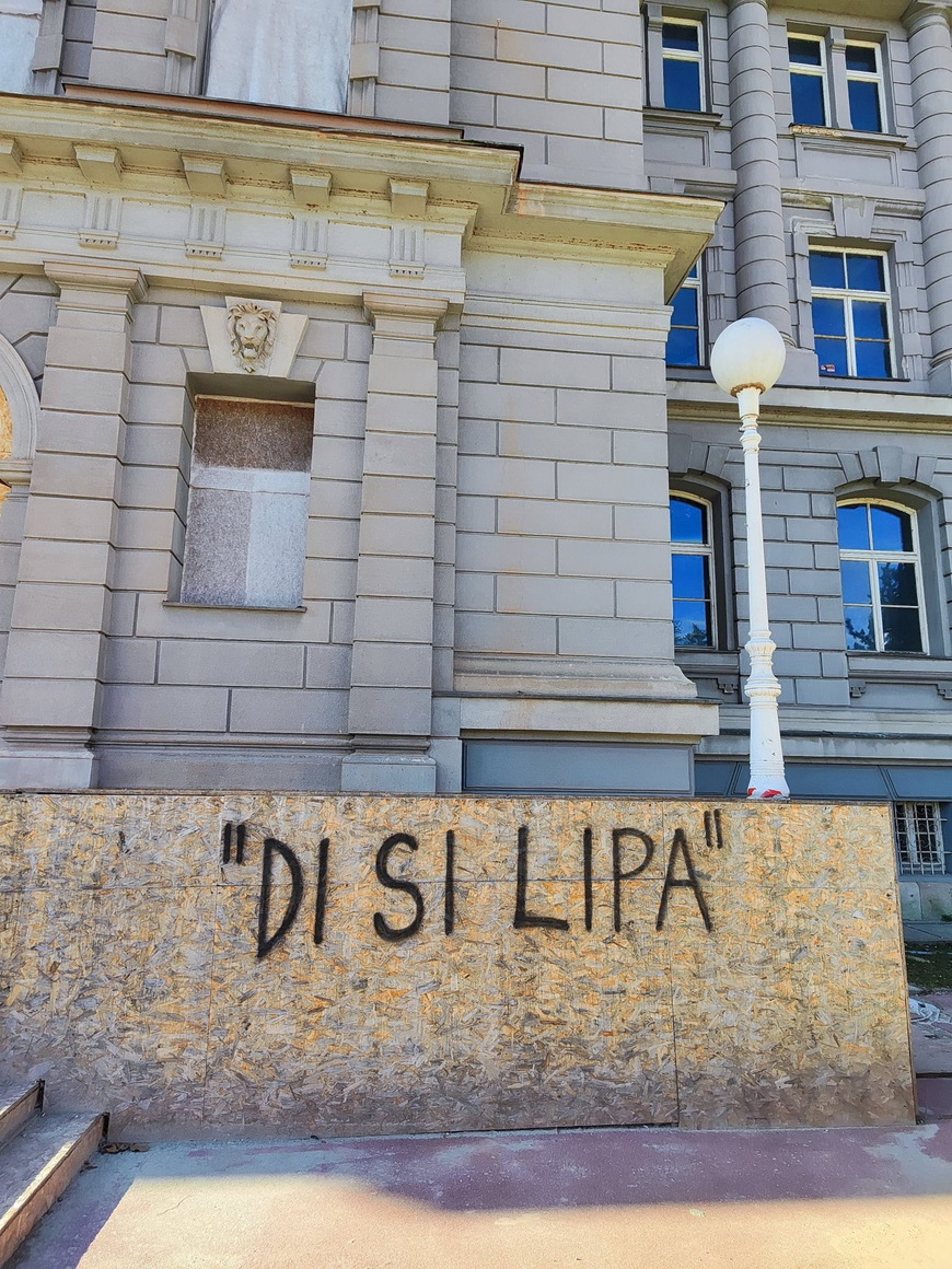 Kada neka afera dođe i do grafitera onda je to znak za promjene