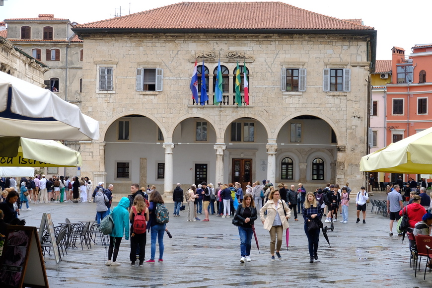 Komunalna palača, sjedište Grada Pule (Foto: Milivoj Mijošek)