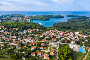 Dođite i uživajte u prvoj mjesnoj fešti ove ljetne sezone!