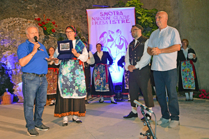 Evo kako je bilo na Smotri narodne glazbe i plesa Istre u Kršanu (foto)