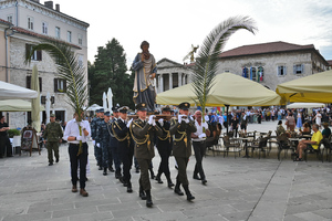 Pogledajte kako je bilo na procesiji u čast zaštitnika Pule (foto)