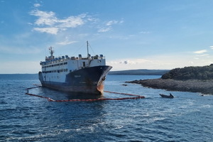 Nasukani brod u Raškom kanalu za sada - ostaje ovdje