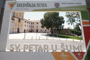 Svako selo u Istri ima svoj TZ, jedini svijetli primjer je središnja Istra