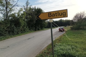 U Batlugu, koji nema nikakve veze s Batmanom, stalno se fešteđa