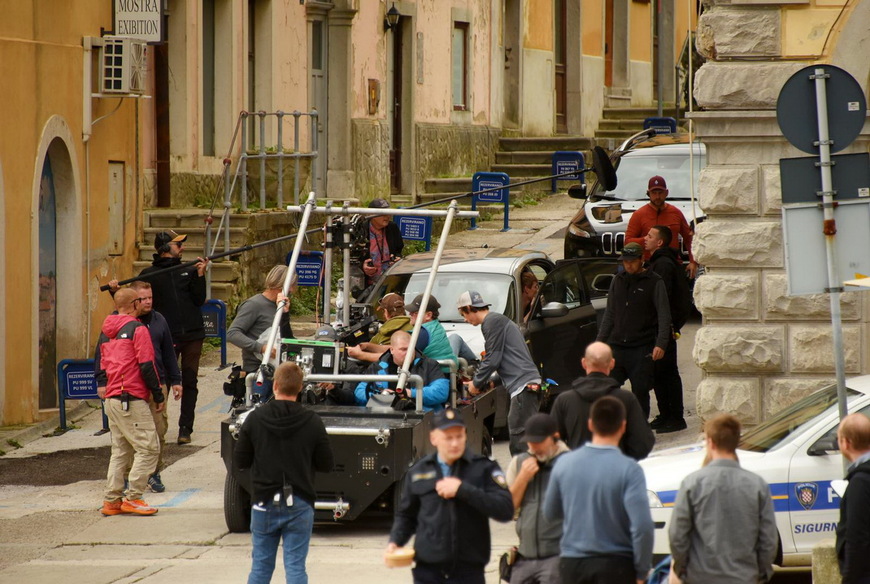 Eddie Redmayne na snimanju scena u Labinu (foto: Saša Miljević/PIXSELL)