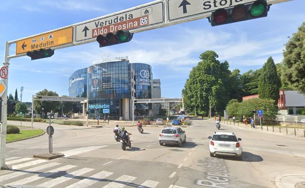 Nesreća se dogodila na Trgu Repubike, ispred zgrade policije (Foto: Google maps)