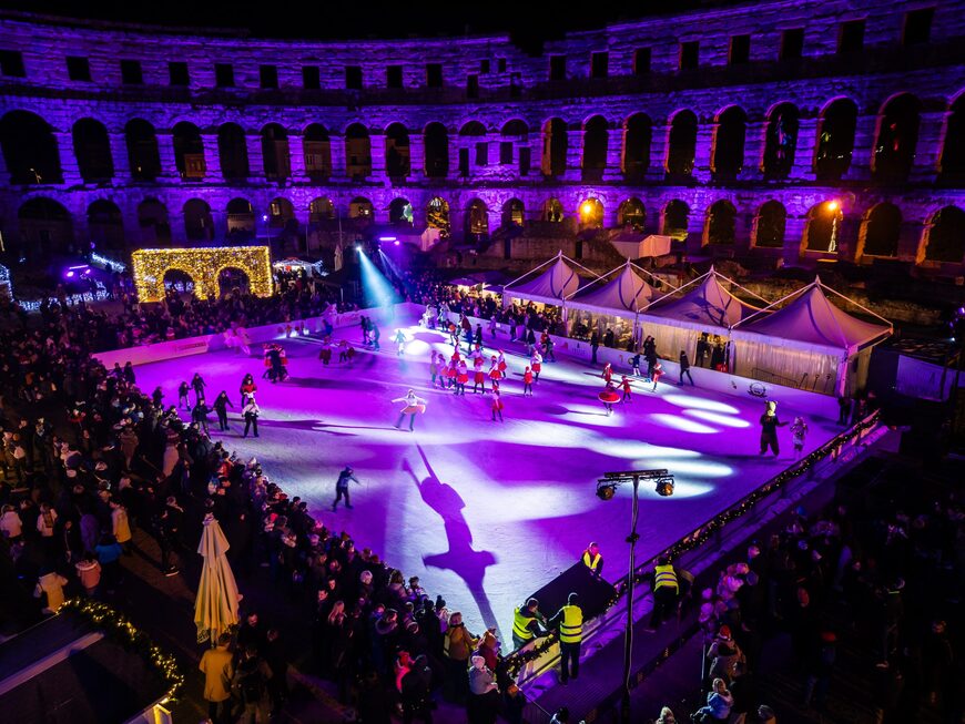 Čarobno u Areni (Foto: Advent u Puli)