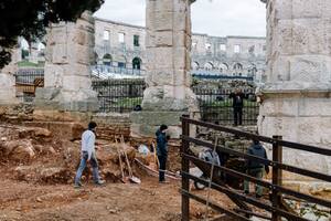 Obnavljaju se stepenice kod Arene, uskoro kreće veliki projekt