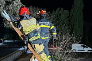 Kod Raše došlo do požara apartmana, u Rovinjskom Selu barake