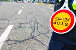 Muškarac u Poreču vrijeđao policajce, pa ih je pokušao i napasti