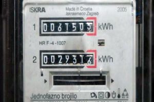 Buje: Elektroistra mu isključila struju, pa si sam uključio glavni prekidač