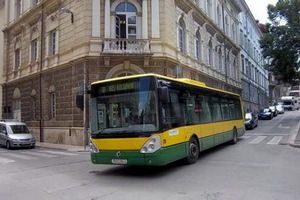 Pijan se zabio u autobus Pulaprometa 