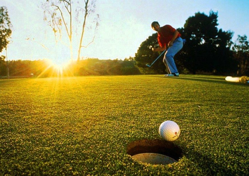 Za navodnjavanje golf terena treba višestruko više vode nego za poljoprivredne površine