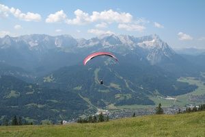 Krbavčići: Nijemac teško ozlijeđen prilikom uzlijetanja paragliderom