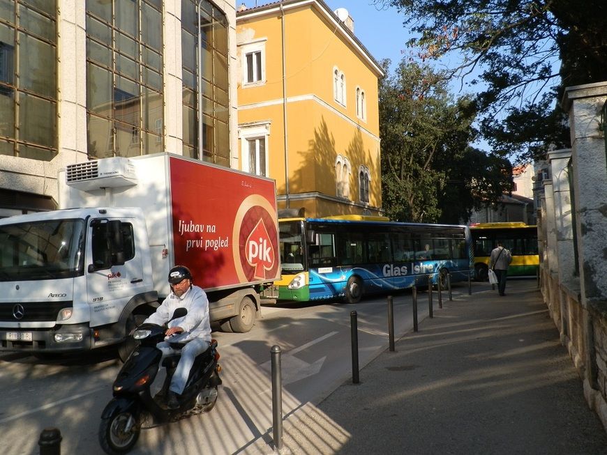 Čep ispred Glavne pošte trajao je više od pola sata