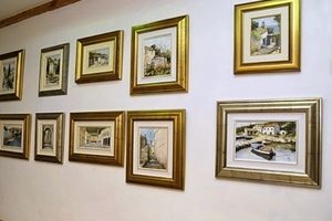 Iz porečke galerije ukradena slika s motivom balerine