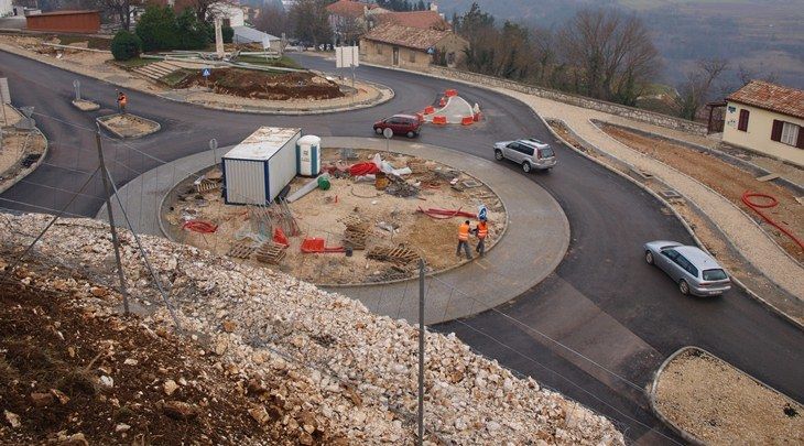 Radovi na kružnom toku na Štranjgi se provode kraju