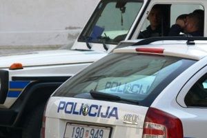 Posuđeni auto ostavio u šumi umjesto da ga vrati vlasniku