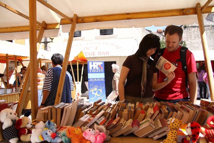 Pripremite pročitane knjige za BOOKtigu