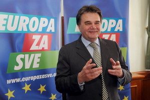 Objavljeno prvo istraživanje za EU izbore: Jakovčiću nedovoljnih 2,2 posto