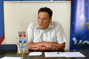 Pulski HDZ oštro osudio vandalski čin na pulskom groblju