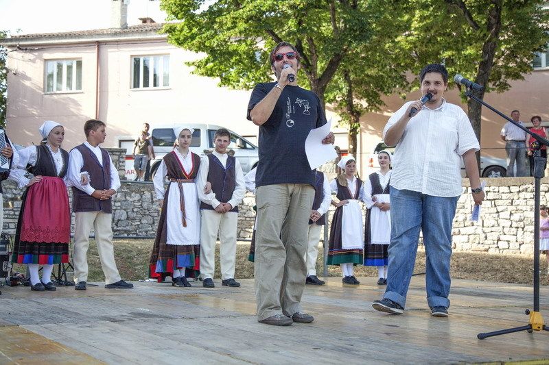 Voditeljski dvojac Dražen Turina-Šajeta i Kristijan Nemet