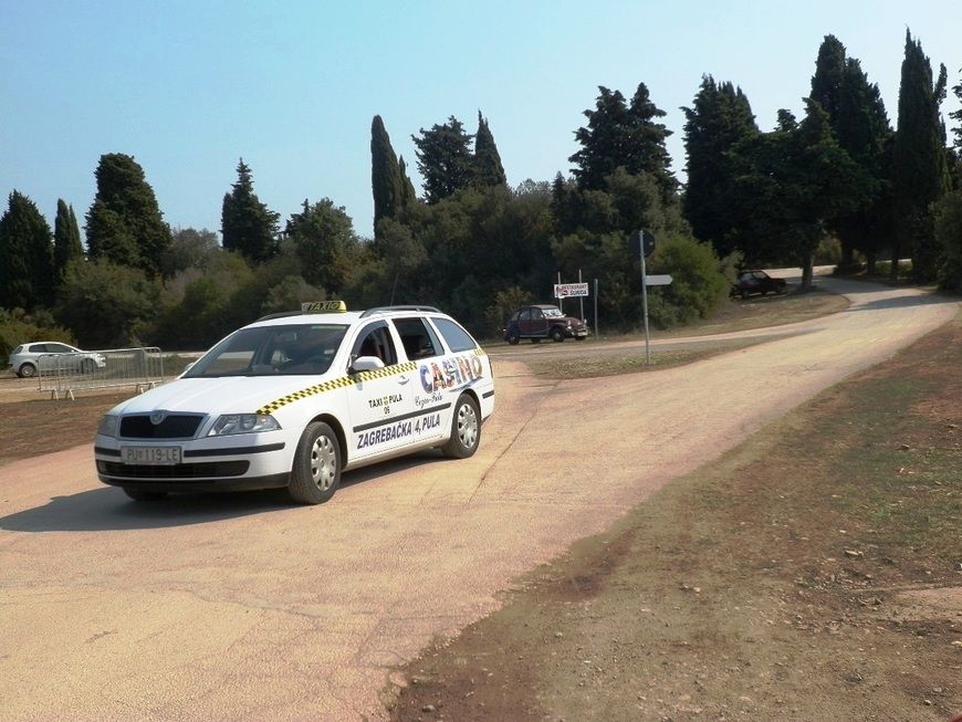 Taksisti su imali posla preko glave a u pomoć su im priskočili i Štinjanci