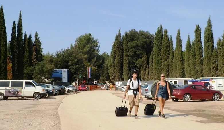 Neki gosti odlaze tek dva dana nakon završetka festivala