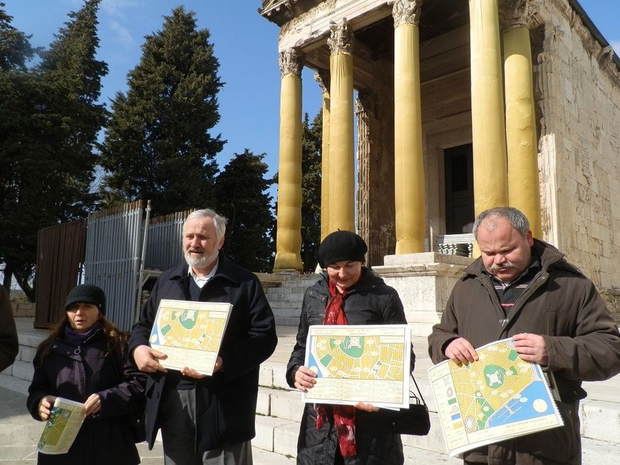 U kartu su upisane pulske znamenitosti